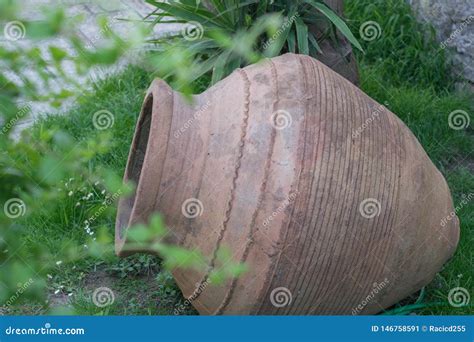 Big Antique Clay Pot Or Traditional Jar On Abandoned Hut Ancient Greek