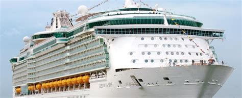 Independence Of The Seas Cruise Ship Royal Caribbean Cruises Independence Of The Seas On