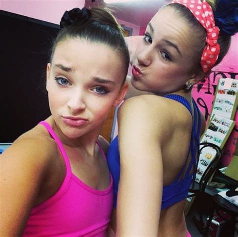 Kendall And Chloe Dance Moms Dance Moms Kendall Dance Moms Pictures