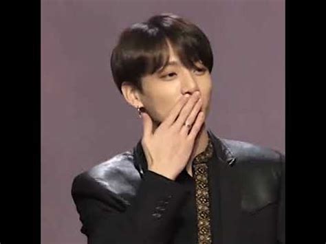 A Flying Kiss From Jungkook Jungkook Taehyung Youtube