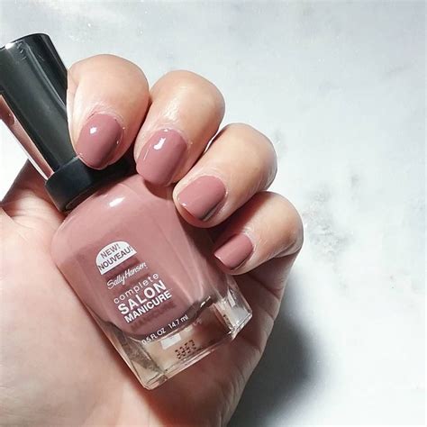 Cat Kuku Nude Untuk Berbagai Skin Tone Portal Wanita Muda