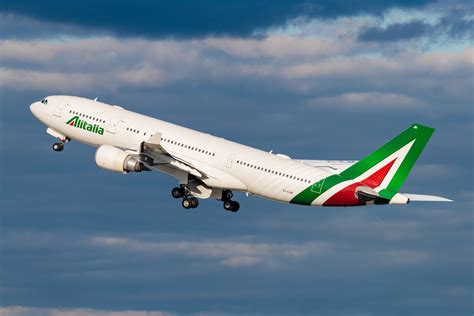 Alitalia Replacement Ita Gets Its First Aircraft Alongside An Aoc