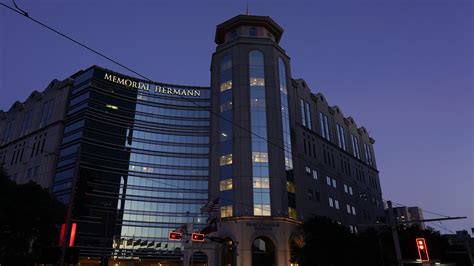 Houston hospital CEO says it has capacity to handle Texas case surge