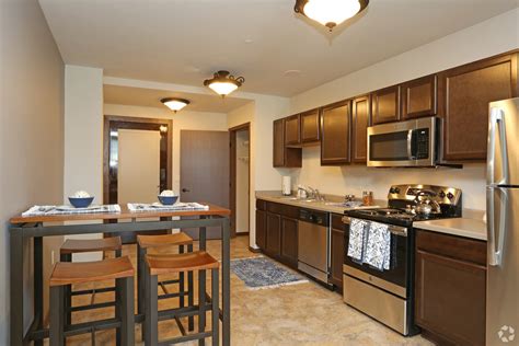 Century Building - Apartments in Milwaukee, WI | Apartments.com