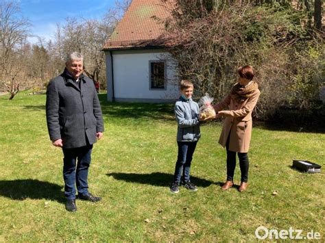 Ostereiersuche Im Pfarrgarten In Waldsassen Onetz