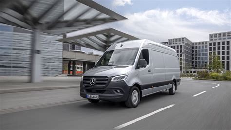 La Nueva Esprinter De Mercedes Benz Ofrece M S Carga Til M S