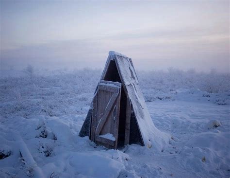 27 Photos Of Life Inside Oymyakon, The Coldest City On Earth
