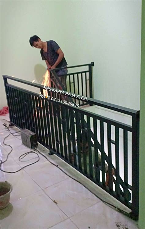 Reling Tangga Dan Balkon Minimalis Balcony Grill Design Stair Railing