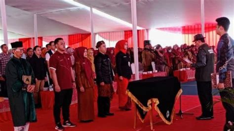 Ribuan Guru Honorer Di Majalengka Terima Sk Pengangkatan P K