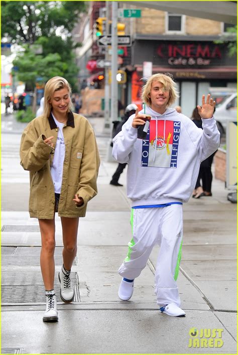 Full Sized Photo Of Jusitn Bieber Hailey Baldwin Engaged Justin