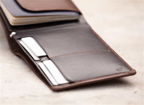 Bellroy Leather Travel Wallet | Gadgetsin