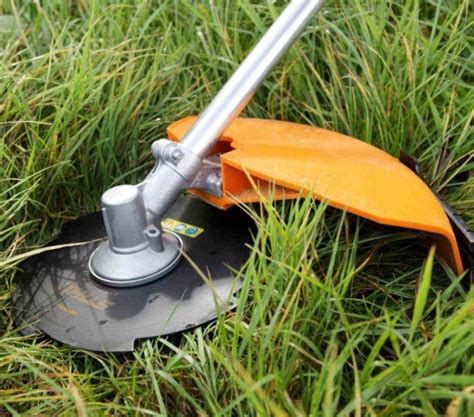 Rotofil Avec Lame Agencement De Jardin Aux Meilleurs Prix