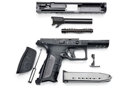 Beretta APX 9mm Pistol Review - Guns and Ammo