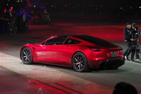 Tesla Unveils Roadster 2 With 0 To 60 Mph In Under 2 Seconds