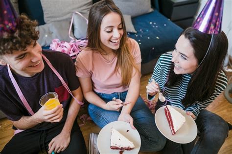 Free Photo Group Of Friends Enjoying Birthday Party