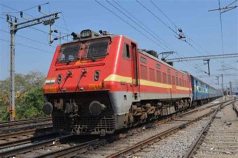 Visakhapatnam Chennai Central Trains Get Additional Stoppages