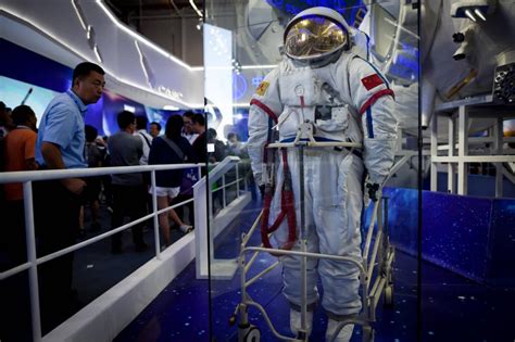 La Chine D Voile Sa Future Station Spatiale Francesoir