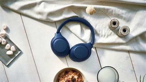 Sony's new XB900N are cheaper noise-canceling headphones with extra bass - GadgetMatch