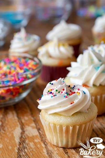 Cupcake Sizes 101 Mini Standard Jumbo Or Oversized