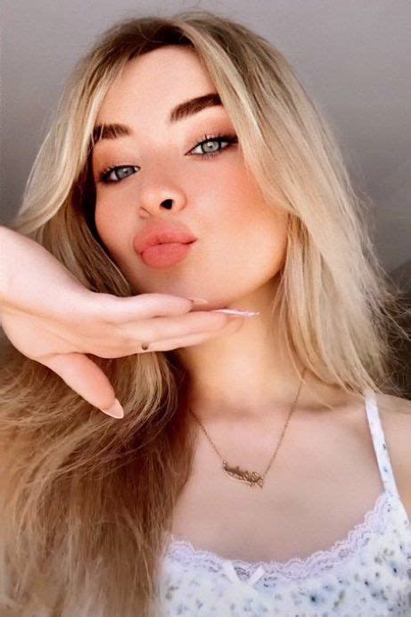 Sabrina Carpenter Sabrina Carpenter Sabrina Blonde