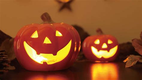 ハロウィンにカボチャを飾るのはなぜ？昔はカボチャじゃなかった！