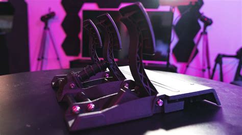 Everything You Need To Know About The Fanatec Csl Elite Pedals V Traxion