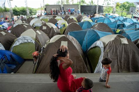 Venezuela Military Offensive In Apure State Sparks New Flow Of Refugees