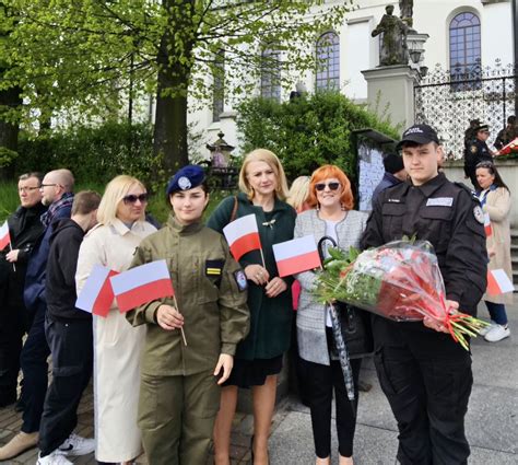 Starostwo Powiatowe W Piotrkowie Trybunalskim Narodowe Wi To Maja