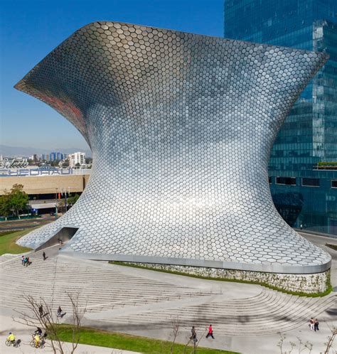 Soumaya Museum / FR-EE Fernando Romero Enterprise | ArchDaily