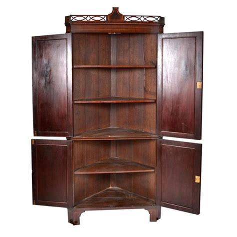 1860 S Hepplewhite Mahogany Corner Cabinet