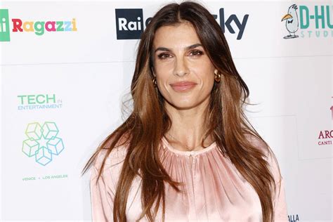 Elisabetta Canalis La Foto In Bikini E Le Critiche
