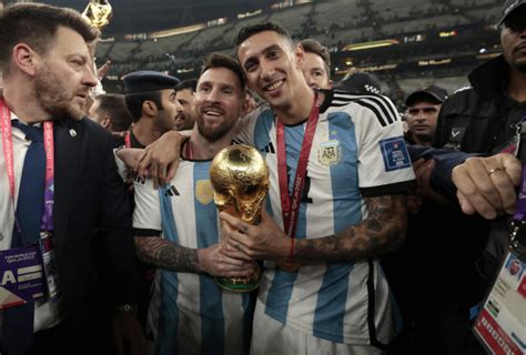 Messi e Di María Argentina divulga convocados para amistosos antes