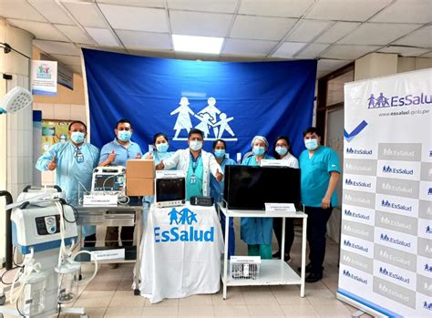 EsSalud Amazonas entrega equipos biomédicos a Hospital Base Higos Urco