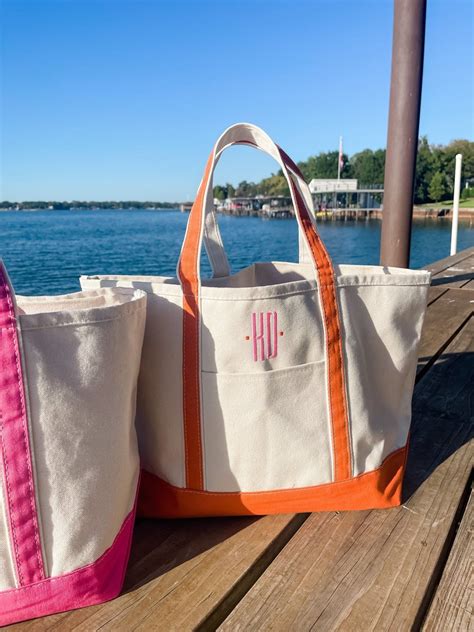 Embroidered Monogram Canvas Tote Etsy Monogrammed Canvas Tote Tote Boat Tote