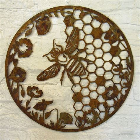 Large Round Garden And Conservatory Vintage Metal Bee Wall Art Bee