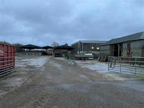 Livestock Sheds Berrydown Farm Mr Ignavy Cc By Sa 2 0 Geograph