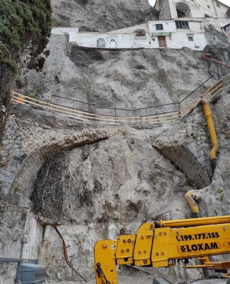 Amalfi Anas Entra In Azione Parte La Ricostruzione Della Strada VIDEO