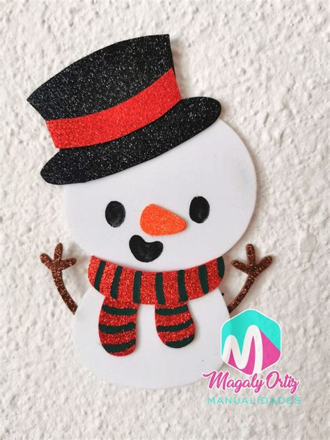 Muñeco de nieve en fomi Manualidades navideñas Manualidades Muneco