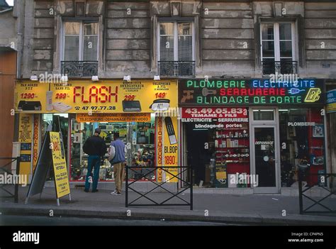 France - Paris neighborhood of Belleville Stock Photo - Alamy