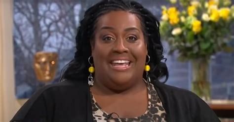 This Morning Star Alison Hammond Wows In Swimsuit Video