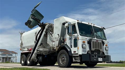 City Of Galveston New Pete Amrep Hx Garbage Truck Youtube