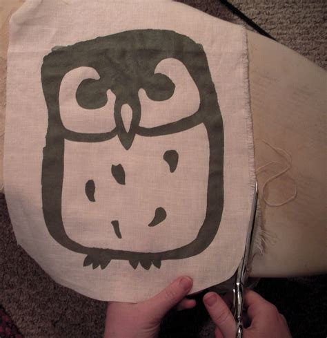 lingering daydreams: DIY: Owl Pillow