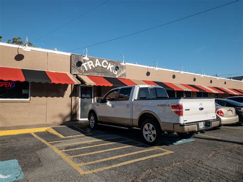 Tracks Restaurant in Sherman, Texas