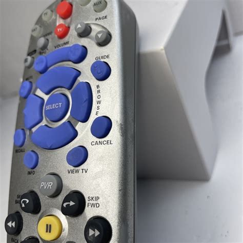 Bell ExpressVU TV Satellite Remote Control 6 2 IR UHF PRO 139779