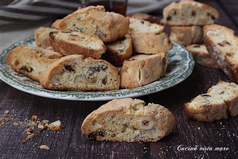 Biscotti Di Prato O Cantuccini Cucina Vista Mare