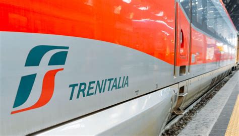 Trenitalia Piemonte al via l orario estivo più treni per il Lago d