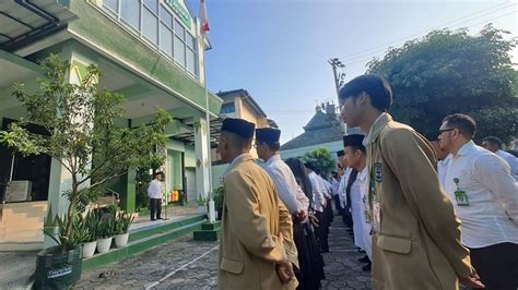 Apel Pagi Kasubbag Tu Apresiasi Pelaksanaan Ksm Dan Haji Kantor