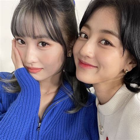 Mohyo Momo Jihyo Twice Selca Icon Pfp Kpop In 2024 Momo Korean Girl