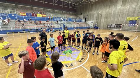 PRIMERA JORNADA DEL PROGRAMA DE TECNIFICACIÓN ALEVÍN EN MARISTAS