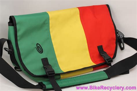 Timbuk2 Rasta Classic Commuter Messenger Bag Large 19 Waterproof